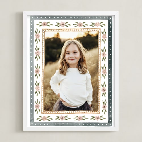 This is a sea photo art with standard by leslie hamer called embellished frame: framed photo