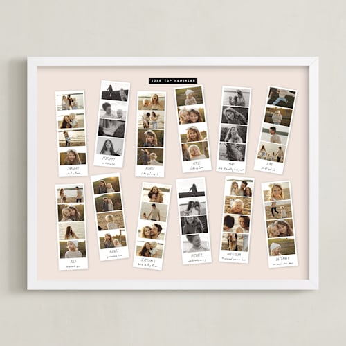 This is a sand photo art with standard by Claudia Orengo called year snapshots