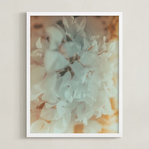 This is a golden art with standard by David Michuki called flower pop 2