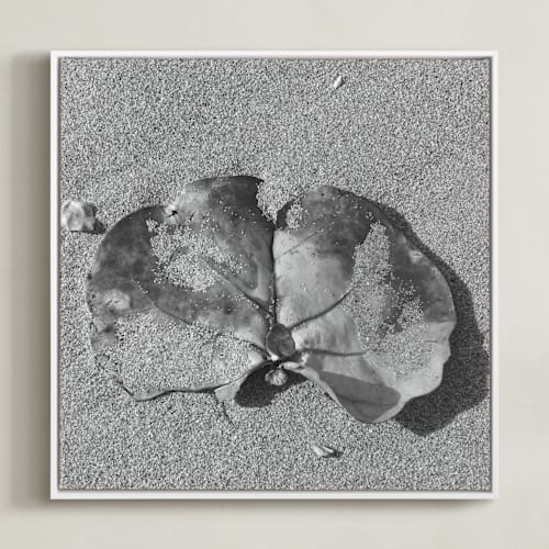 This is a black and white art by Annie Seaton called don't worry, be happy iii