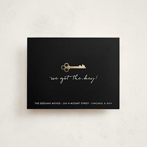 This is a onyx moving announcements by Erin Deegan called the key printing on signature in standard