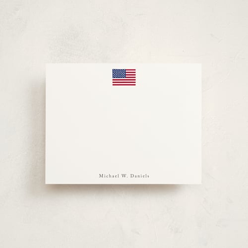 This is a parchment personalized stationery thank you cards with standard by Jennifer Lew called american flag printing on signature in 4.25x5.5