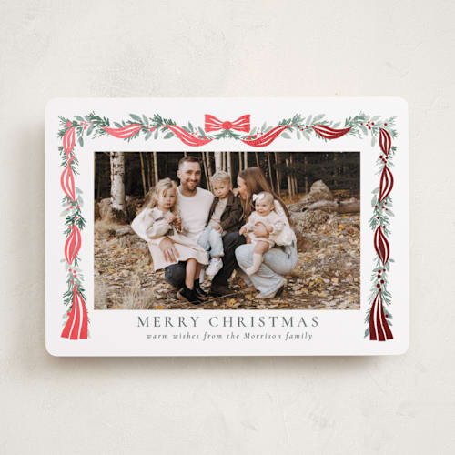 This is a wreath foil pressed holiday cards with foil pressed by Petra Kern called festival printing on recycled smooth signature in standard