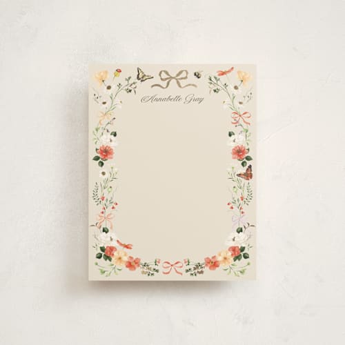 This is a linen foil stamped stationery with foil pressed by Sarah Knight called fleur printing on signature in 4.25x5.5