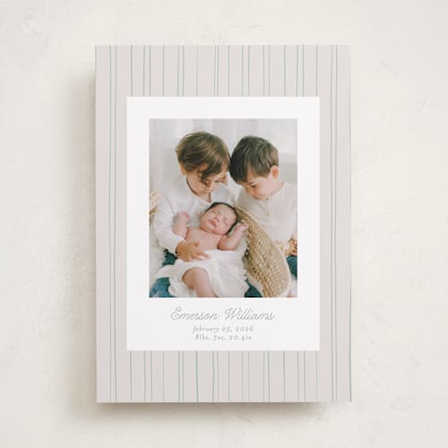 This is a sage birth announcements with standard by Tamara Hilje called rayitas printing on recycled smooth signature in standard