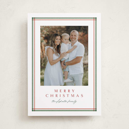 This is a garland photo christmas cards with standard by Lea Delaveris called trim printing on recycled smooth signature in standard