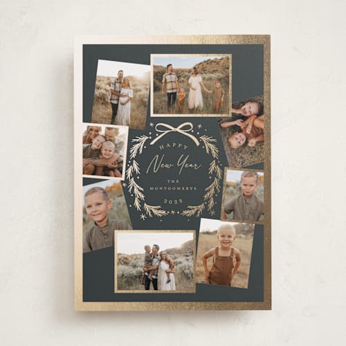 This is a chimney smoke foil pressed holiday cards with foil pressed by Petra Kern called family wreath printing on recycled smooth signature in standard