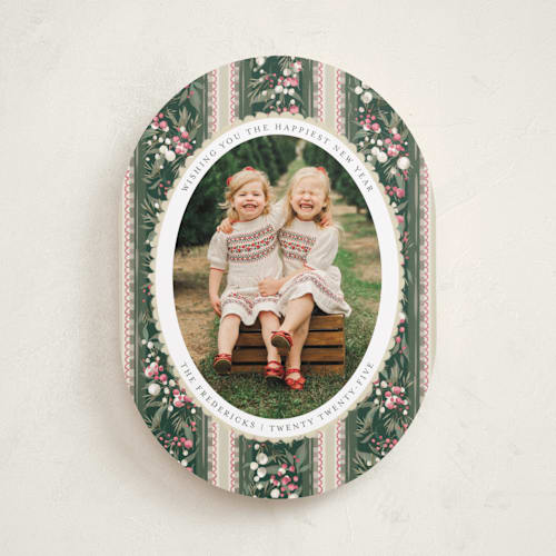 This is a gumdrop holiday photo cards with standard by Jackie Crawford called holiday garland ribbon printing on recycled smooth signature in standard