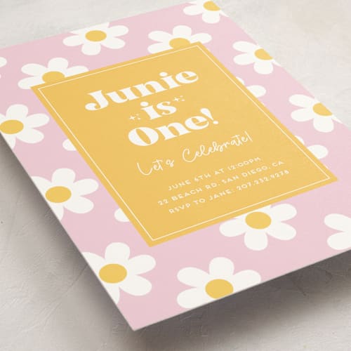 This is a daisy kids birthday invitations with standard by Little Print Design called daisys printing on signature in postcard