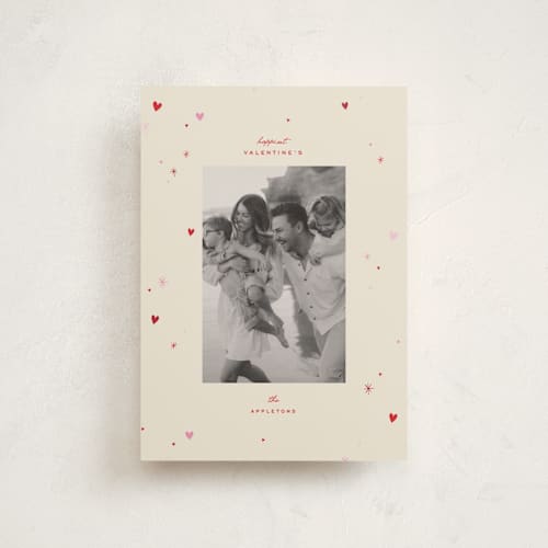 This is a cream valentines day with standard by Ellen Schlegelmilch called twinkling hearts printing on recycled smooth signature in petite