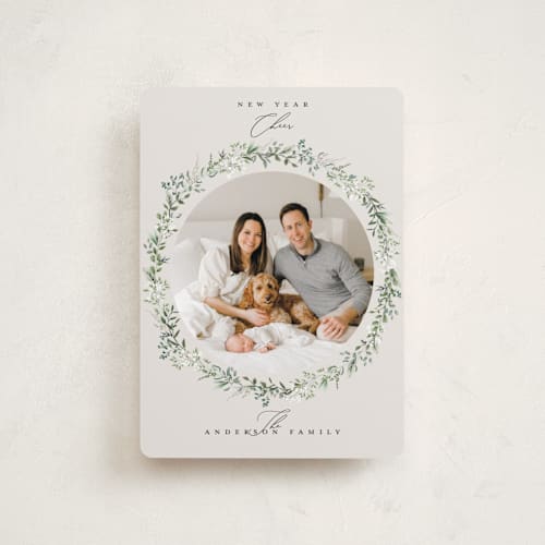 This is a smoke petite holiday cards with standard by Susan Moyal called delicate wreath printing on recycled smooth signature in petite