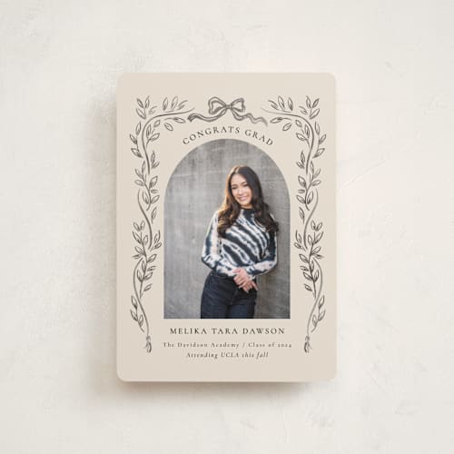 This is a ink graduation announcements with standard by Petra Kern called chic printing on signature in petite
