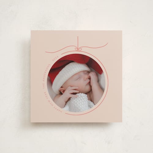 This is a gumdrop holiday photo cards with standard by Jelena Vuletic called crystal printing on recycled smooth signature in square