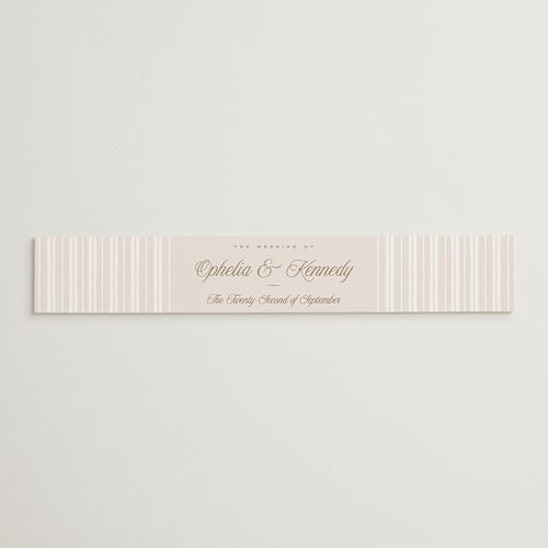 This is a pearl belly bands with standard by Leah Bisch called felicity printing on signature text in belly band