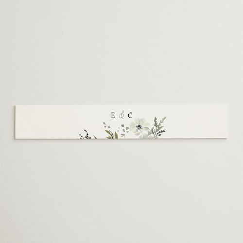 This is a lace belly bands with standard by Hannah Williams called wildflower garden printing on signature text in belly band