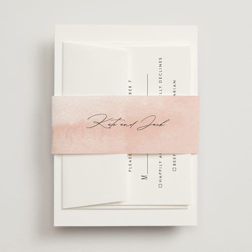 This is a onyx belly bands with standard by Eric Clegg called elance printing on signature text in belly band