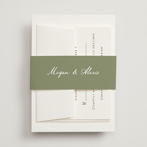 This is a moss belly bands with standard by Cass Loh called handwritten printing on signature text in belly band