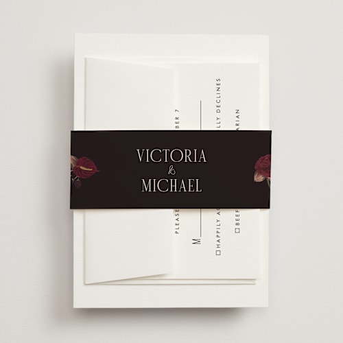 This is a merlota belly bands with standard by Susan Moyal called romantics printing on signature text in belly band