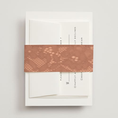 This is a poppy belly bands with standard by Morgan Kendall called bloom printing on signature text in belly band