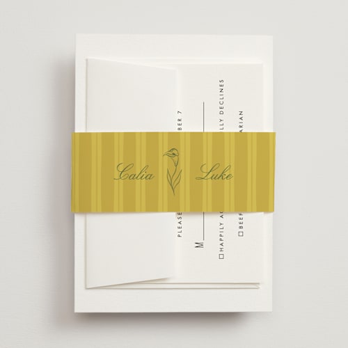 This is a island citrus belly bands with standard by Ani Somi called calia printing on signature text in belly band