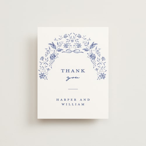 This is a blue willow wedding thank you cards with standard by Susan Zinader called daisy toile printing on strathmore in standard