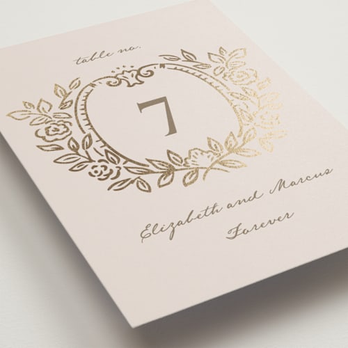 This is a vanilla table numbers with foil pressed by Petra Kern called manuet printing on doublethick in standard