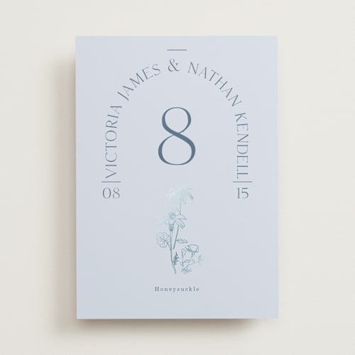 This is a bluebell table numbers with foil pressed by Baumbirdy called floral type arch printing on doublethick in standard