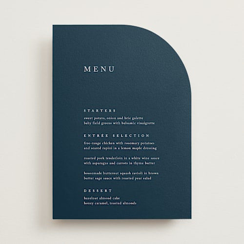 This is a navy menu cards with standard by Kelly Schmidt called astoria printing on signature in 5x7