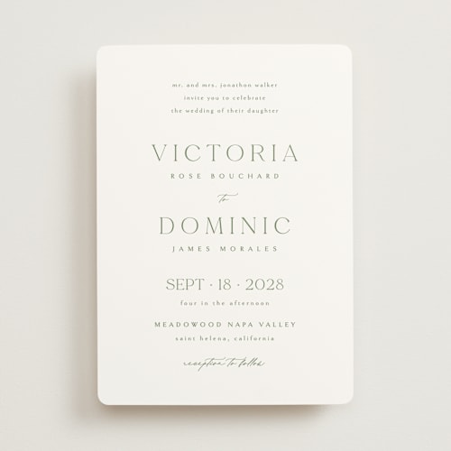 This is a clover wedding invitations with standard by Kelly Schmidt called victoria printing on signature in standard