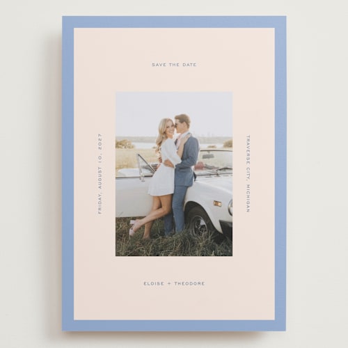 This is a french save the date with standard by Pixel and Hank called thread printing on recycled smooth signature in grand