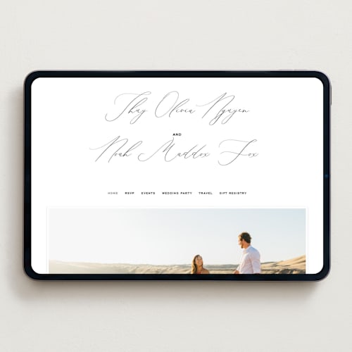 This is a ink wedding websites by Design Lotus called la noce printing on digital paper in standard