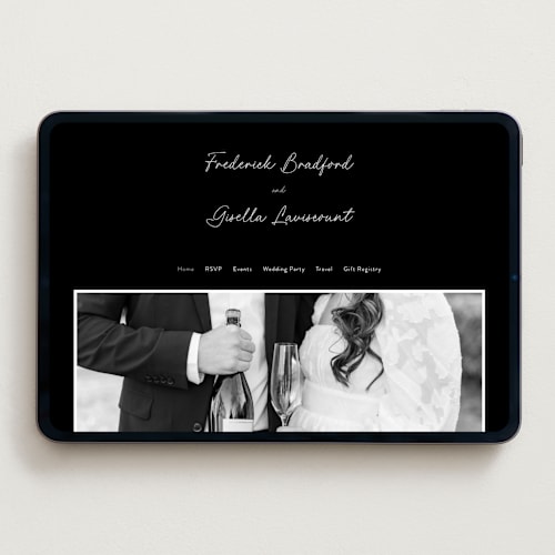 This is a raven wedding websites by chocomocacino called strazzate printing on digital paper in standard