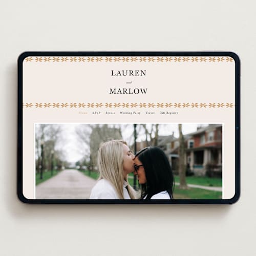 This is a sea wedding websites by leslie hamer called americana printing on digital paper in standard