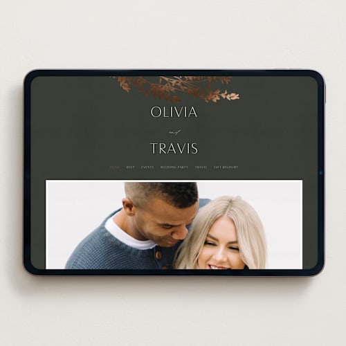 This is a ivy wedding websites by Kelly Schmidt called quince printing on digital paper in standard