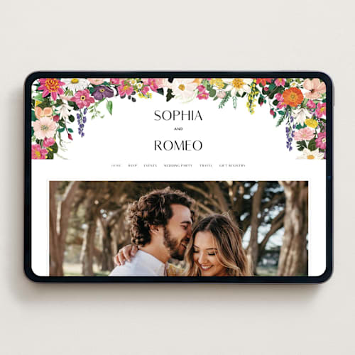 This is a daisy wedding websites by Susan Moyal called secret garden printing on digital paper in standard