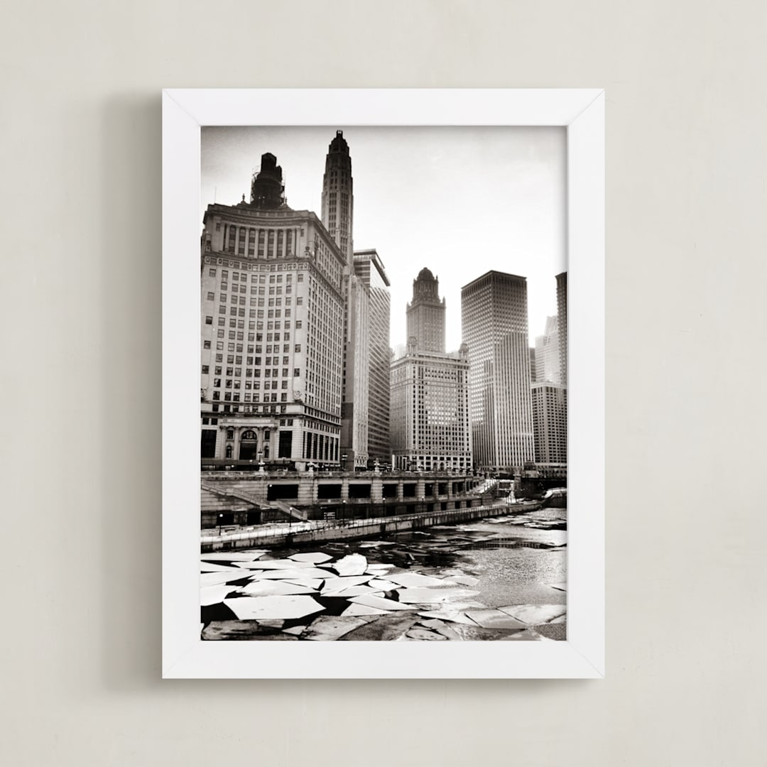 "Chicago Winter" - Art Print in City grey by Johanna Phillips Huuva - Framed