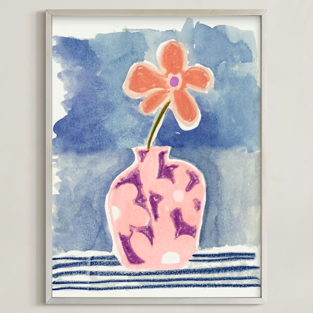 Blue background vase of flower