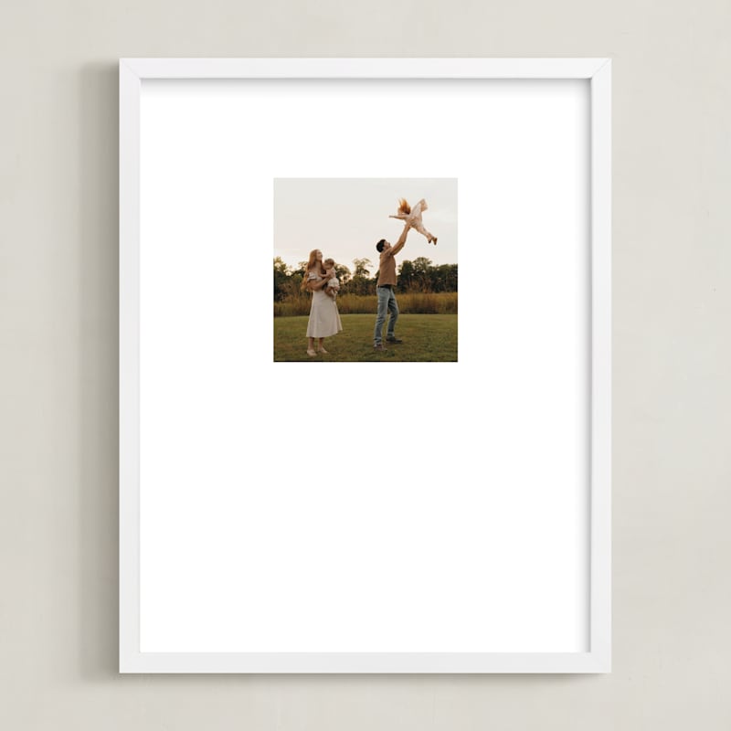 MIN-ZQ9-GCP - Modern Snap: Framed Photo