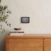 "A foal with its mother" - Art Print in green scale by Lying on the grass - In a Room