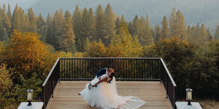 RUSTIC WEDDING THEME