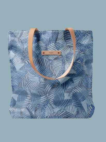 Seamless Leaves Snap Tote by Lucrecia Caporale