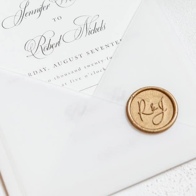 What you can customize: Stationery accessories