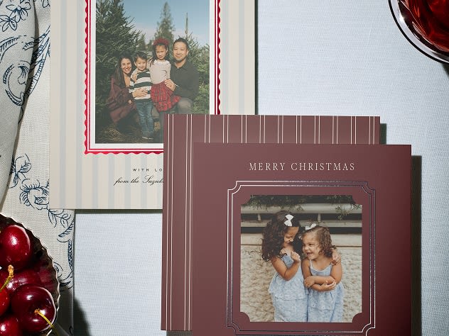 32 Holiday Cards Trends
