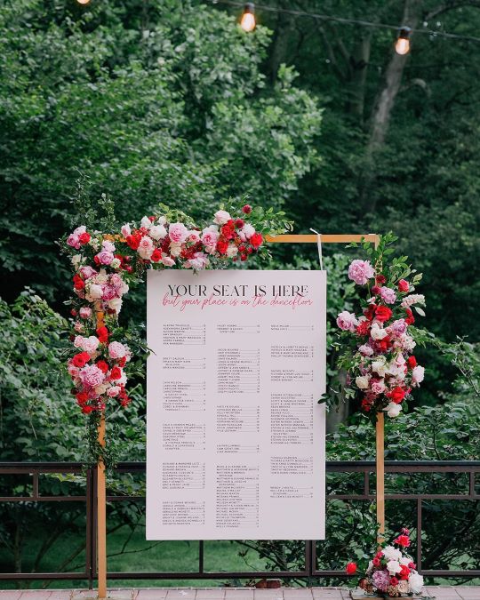 Photo by Hannah Snyder Weddings